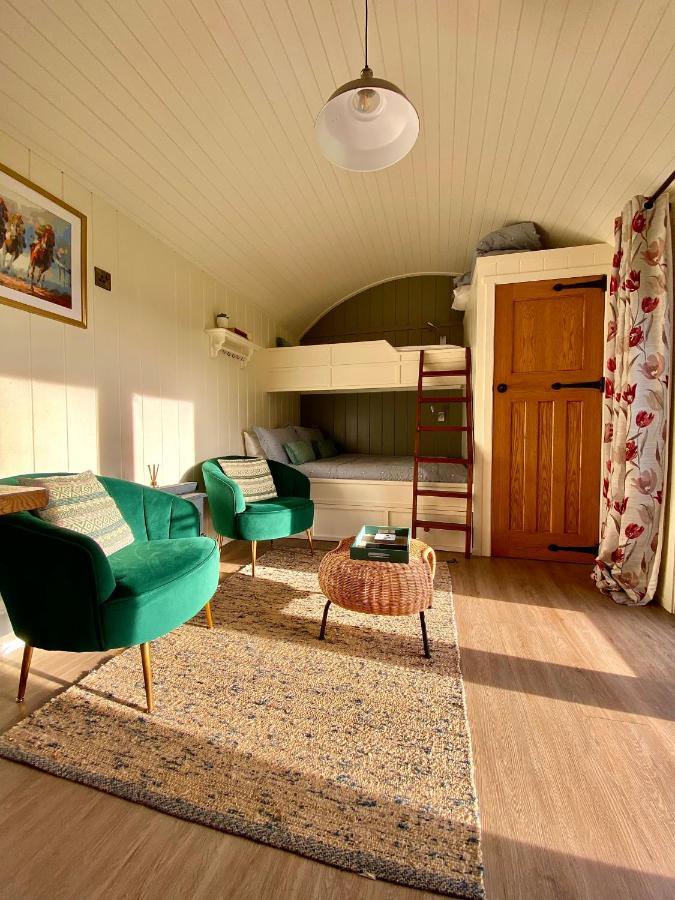 Bailey'S Hideaway Villa Portadown Exterior photo